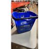 Image 1 : BASKET OF METAL PLANTERS