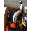 Image 8 : TOOLBOX WITH CONTENTS AND BOX OF POWER TOOLS