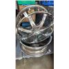 Image 3 : SET OF FOUR MKW 20 INCH X 7.5 RIMS