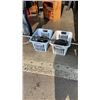 Image 1 : 2 HAMPERS OF WEIGHTS AND WEIGHT BAR