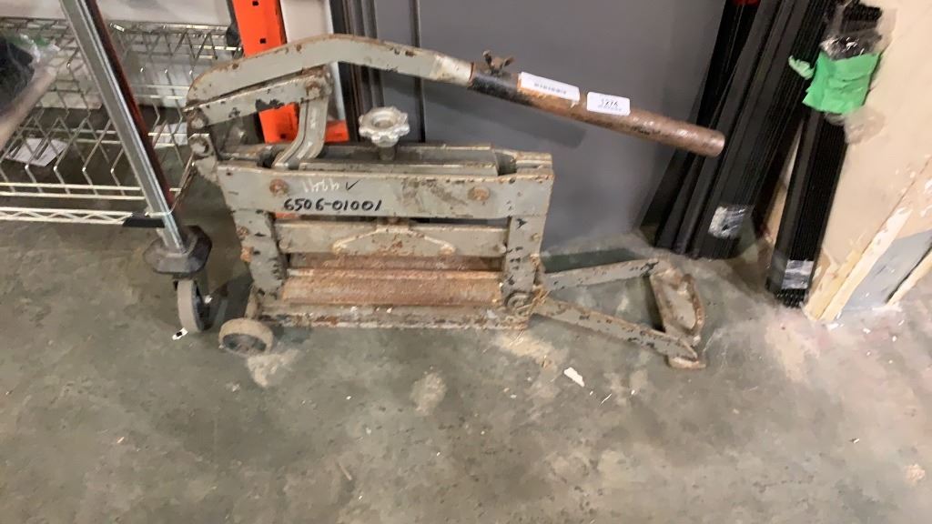 Used Block Splitter MANUAL BLOCK SPLITTER