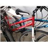 Image 3 : 6 BIKES