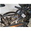 Image 3 : 6 BIKES