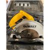 Image 2 : DeWalt 7 1/4" Circular Saw, Case & Blades