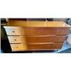 Image 1 : Vintage 9 Drawer Dresser Curved Front