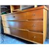 Image 2 : Vintage 9 Drawer Dresser Curved Front