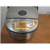 Image 2 : Zojirushi NP-HCC10 Induction Heating System Rice Cooker & Warmer