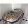 Image 3 : Zojirushi NP-HCC10 Induction Heating System Rice Cooker & Warmer