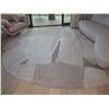 Image 2 : Warp & Weft Distinctive Carpets Oval Area Rug 116"L