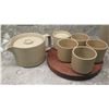 Image 1 : Hasami Porcelain Teapot SA-HP018 w/ 5 Cups on Wood Tray