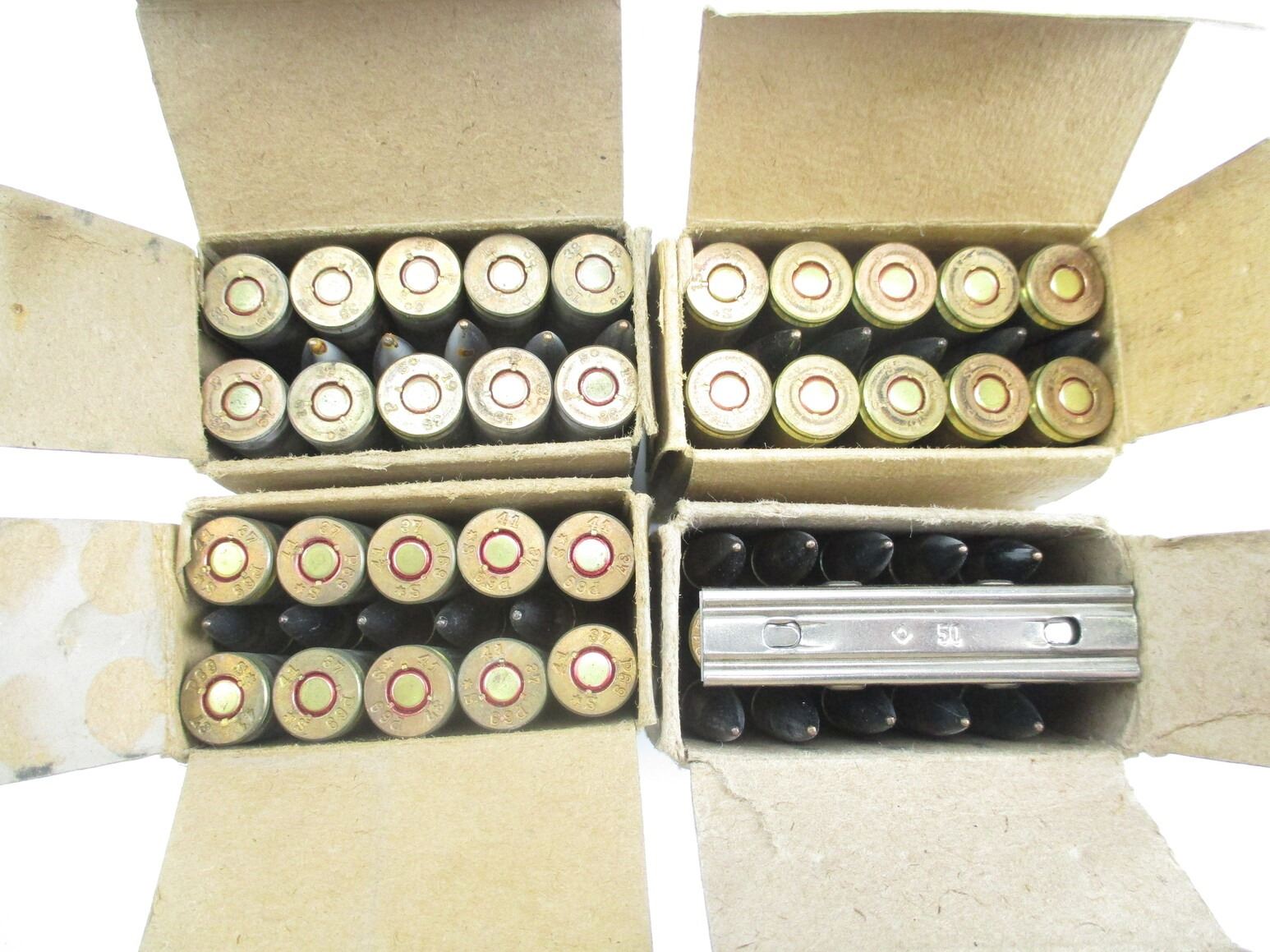 MILITARY WWII GERMAN 8MM AP/TRACERS AMMO
