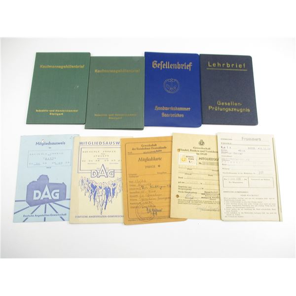 ASSORTED MILITARIA DOCUMENT LOT