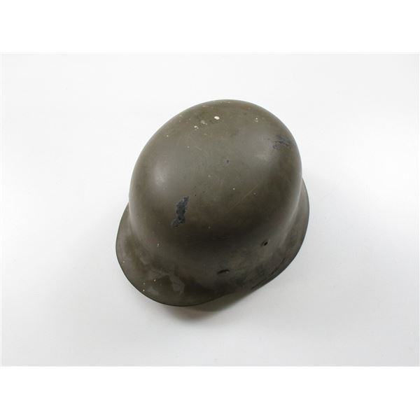 WWII GERMAN M35 HELMET