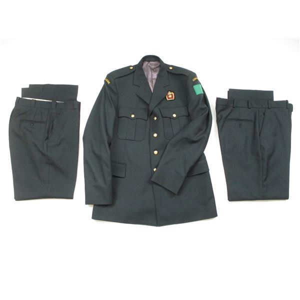 CANADIAN DRESS UNIFORM LOT