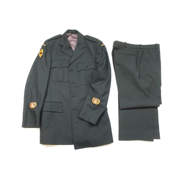 CANADIAN DRESS UNIFORM