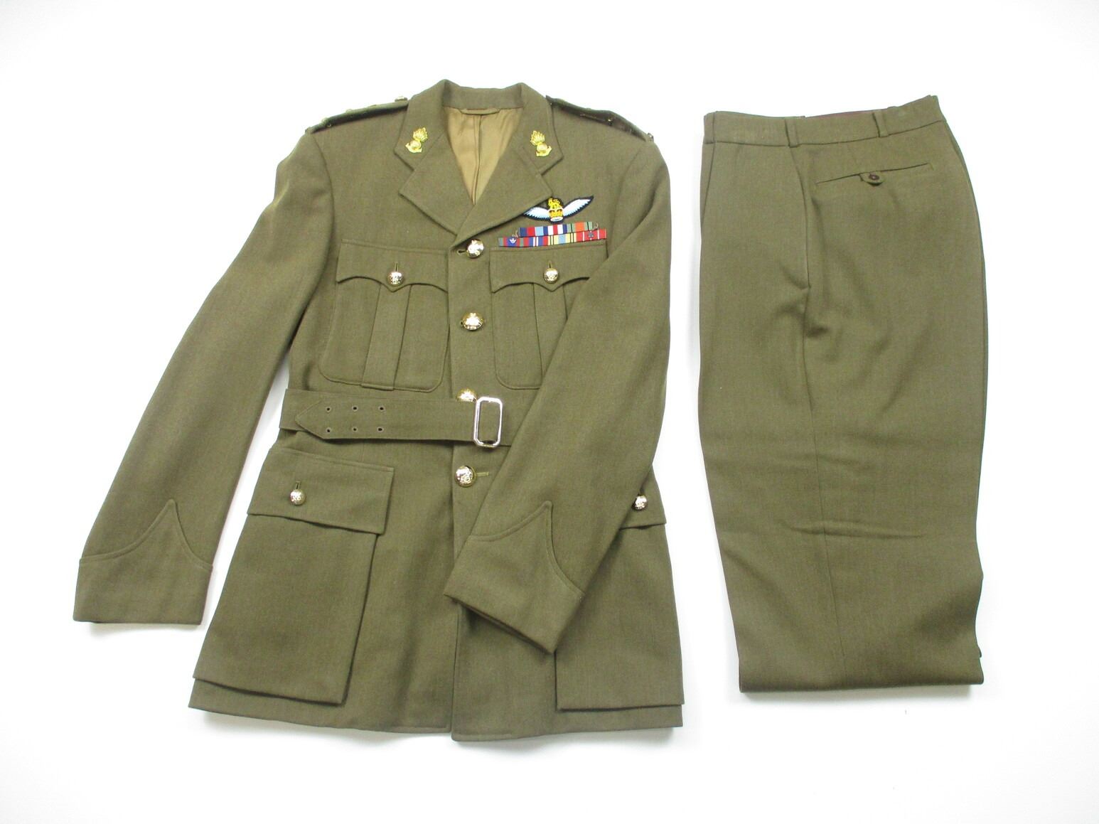 CANADIAN MILITARY DRESS UNIFORM