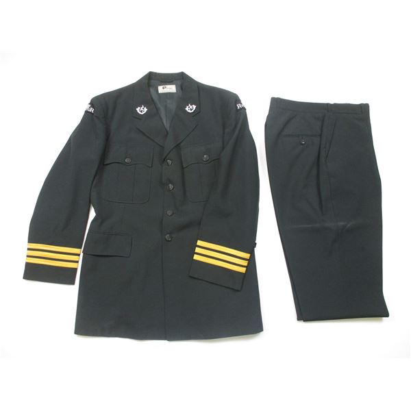 CANADIAN MILITARY DRESS UNIFORM