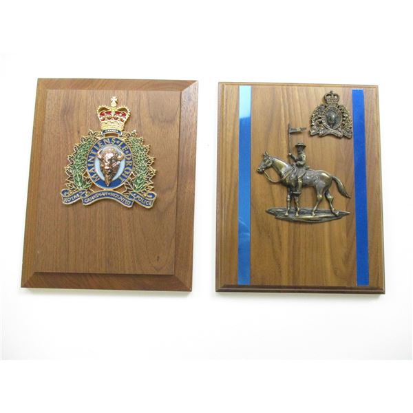 RCMP PLAQUES LOT