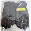 Image 1 : 2 NEW PAIRS OF MEN'S BLACK THINSULATE
