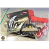 Image 1 : BAG OF FLASHLIGHTS