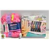 Image 1 : SIZE 4/5 HOODED BATHROBE & NAIL PENS SALON SET