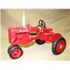 Image 1 : IH Farmall Model B by Florida Classics
