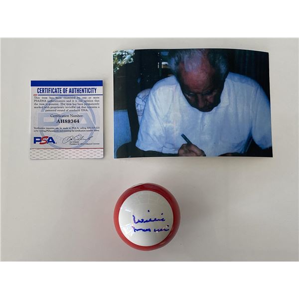 Willie Mosconi signed billiard ball-PSA