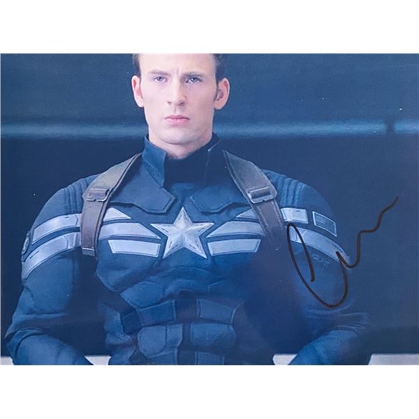 Captain America Chris Evans signed movie photo