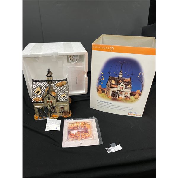 Department 56 Halloween Snow Village Lighted Creepy Creek Carriage House 55055