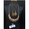 Image 2 : Costume Jewelry Lot. With Little Treasure Chest Box, and Gorgeous Necklace