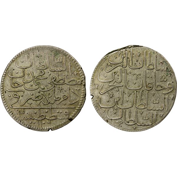 TURKEY: Mustafa II, 1695-1703, AR kurush (19.76g), Kostantiniye, AH1106, EF