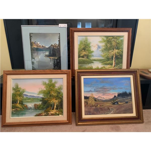 4 Pieces Framed Artwork