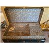 Image 3 : Large Steamer Trunk  36" x 22" x 20"