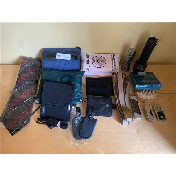 Men's Travel Bags and Accessories