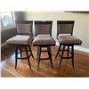 Image 1 : 3 x Swiveling Bar Stools