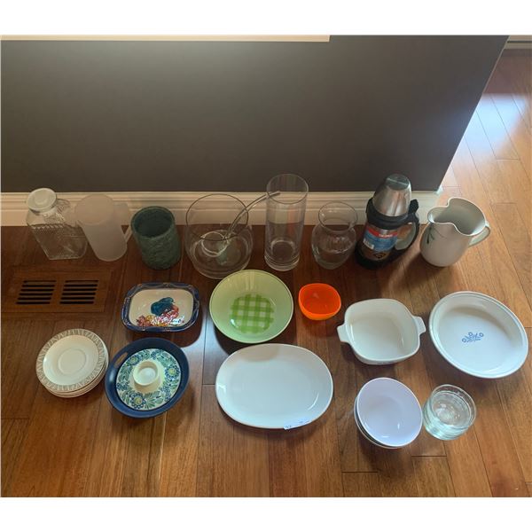 Assortment of Kitchenware