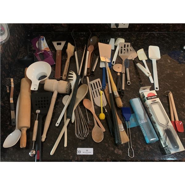 Assortment of Kitchen Utensils