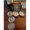 Image 2 : Assorted Bakeware