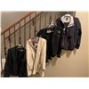 Image 1 : 4 x Men's Jackets and 1 x Tuque