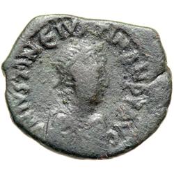 Byzantine Empire. Justin I and Justinian I, Apr.-Aug. 527. decanummium or 10 nummi (3.65g), Constant