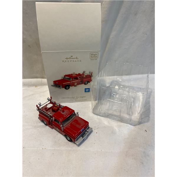 Hallmark 1965 Chevrolet fire engine