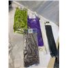 Image 1 : Fly tying items