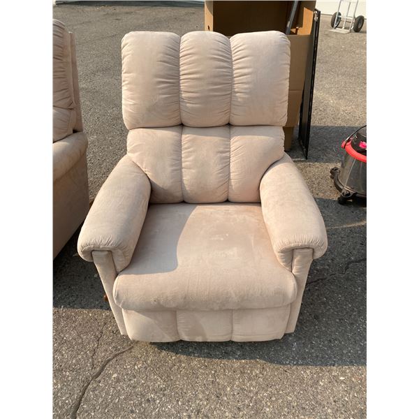 Lazy boy rocker recliner