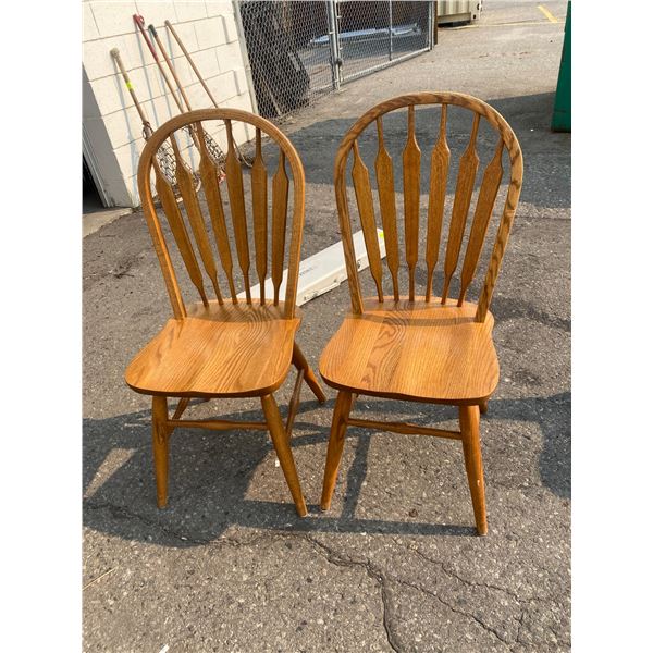 2 chairs