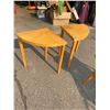 Image 1 : 2 corner tables