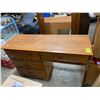 Image 1 : Desk