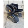 Image 1 : Skidoo boots size not shown