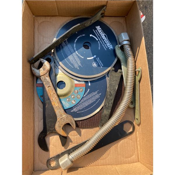 Cutting blades and tools