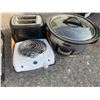 Image 1 : Crock pot, hot plate and toaster