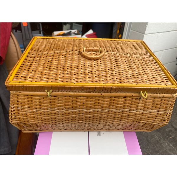 Sewing basket and contents
